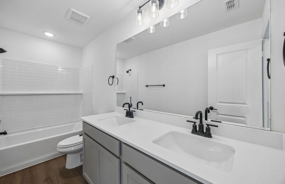 Furnished interior view inside a new home in Wilson Creek Meadows, Celina (Image 7).