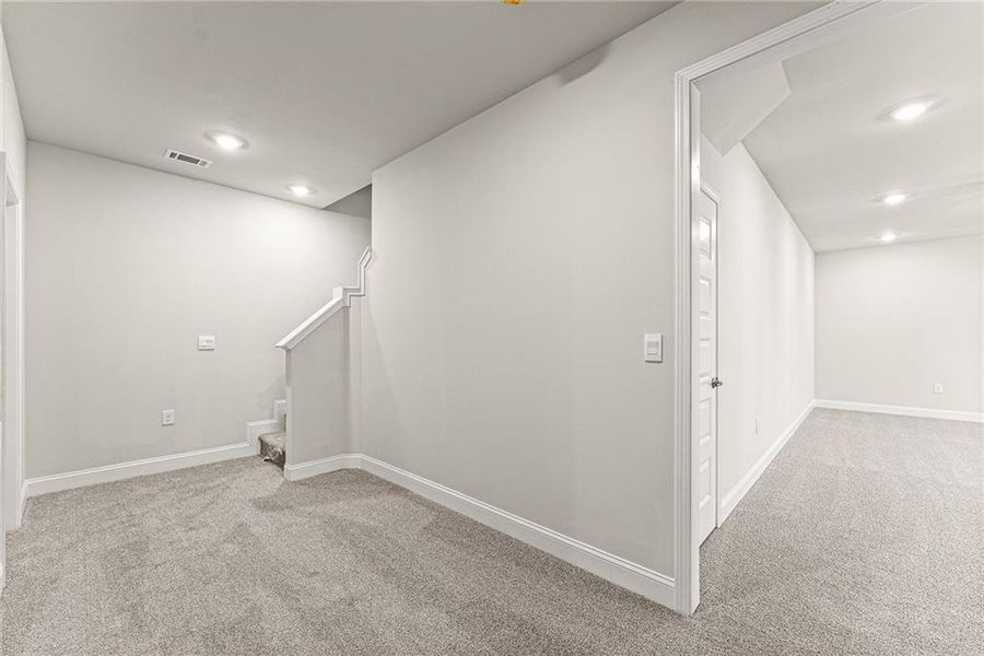 Spacious, unfurnished interior of a new home in Magnolia Villas, Cornelia (Image 17).