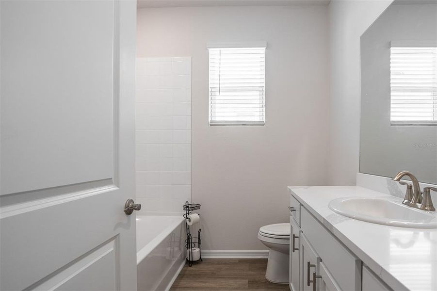 Furnished interior view inside a new home in Star Farms at Lakewood Ranch, Bradenton (Image 13).