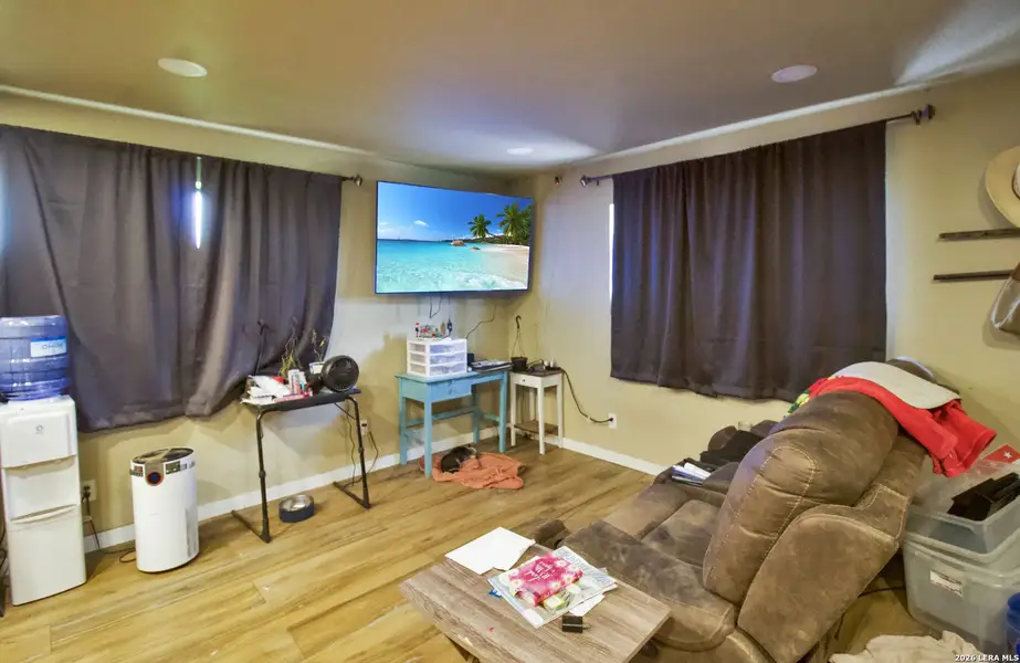 Furnished interior view inside a new home in , Beeville (Image 4).