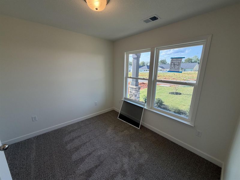 Spacious, unfurnished interior of a new home in Cleveland Meadows, Spartanburg (Image 10).