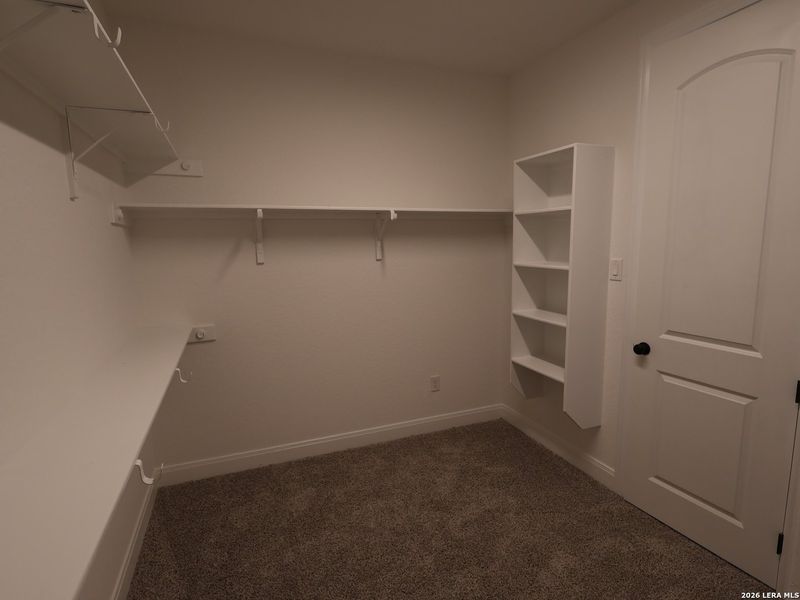 Spacious, unfurnished interior of a new home in Preserve at Annabelle Ranch, San Antonio (Image 12).