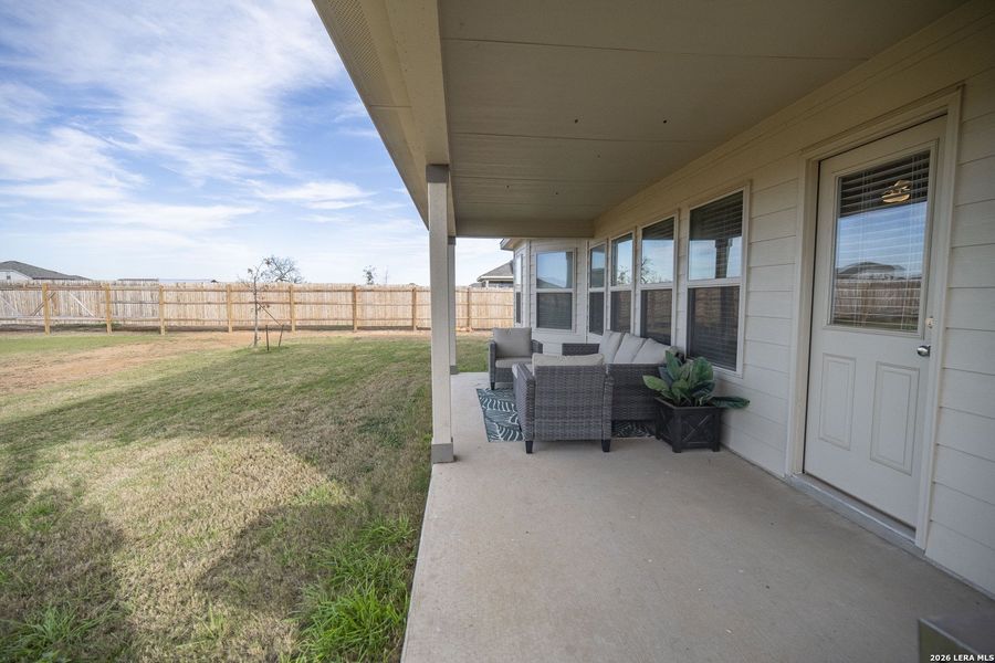 Exterior details and patio area of a home in Summer Hills, San Antonio (Image 14).