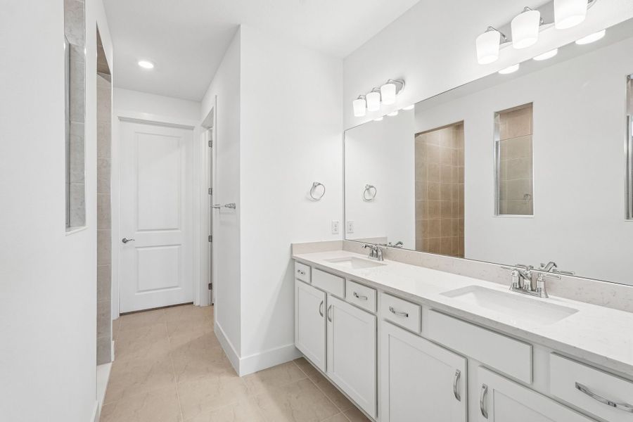 Furnished interior view inside a new home in Seaire, Parrish (Image 6).