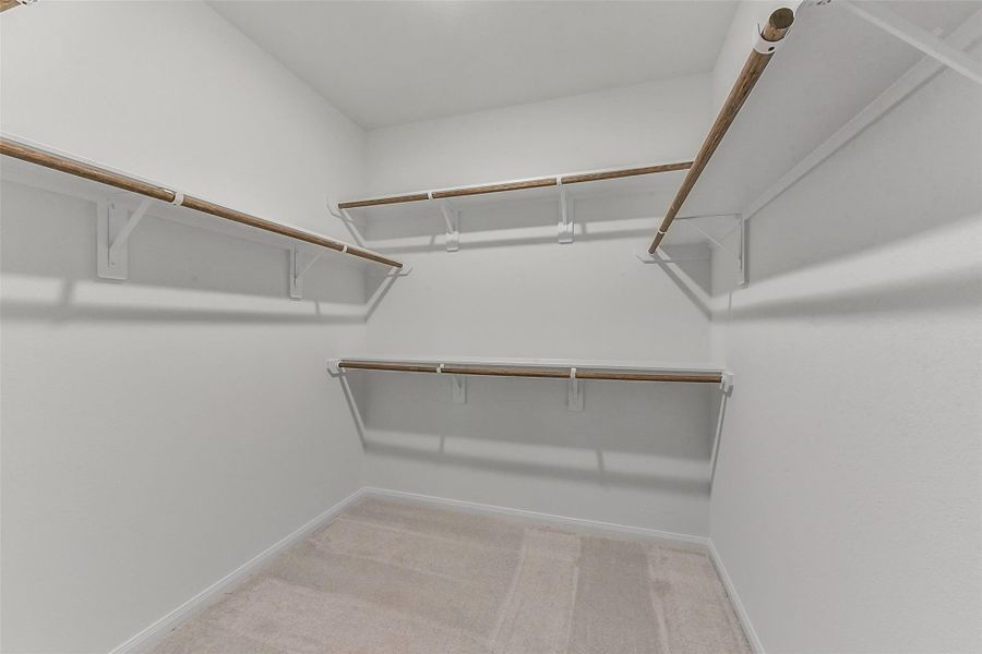 Spacious, unfurnished interior of a new home in Anderson Lakes, Houston (Image 28).