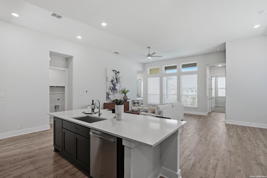 Furnished interior view inside a new home in Esperanza 50's, Boerne (Image 39).