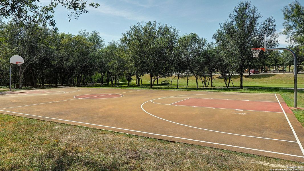 Image 32 of a home in Weston Oaks 55'. Image 32 of a home in Weston Oaks 55'.
