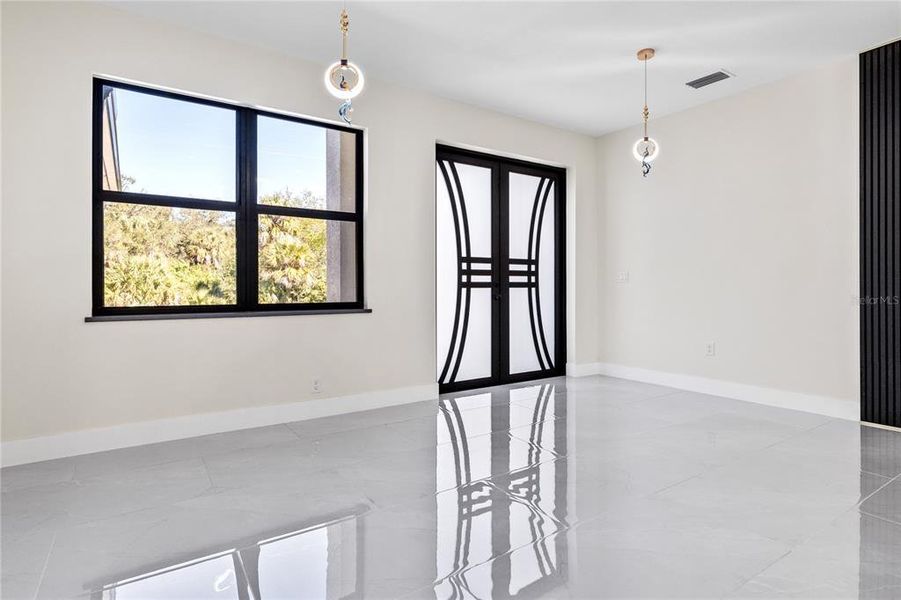 Spacious, unfurnished interior of a new home in , Punta Gorda (Image 22).