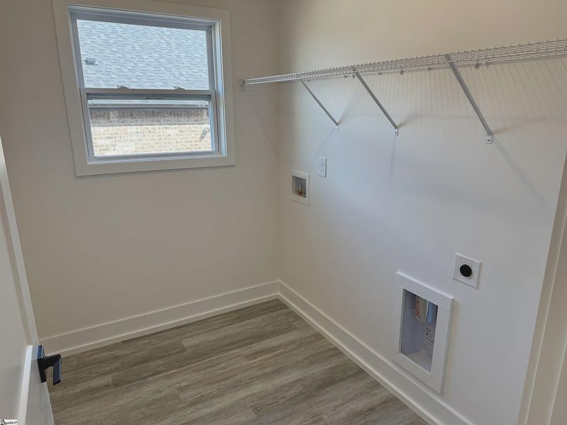 Spacious, unfurnished interior of a new home in Hidden Lake Estates, Greenville (Image 15).