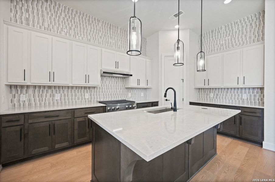 Furnished interior view inside a new home in Meyer Ranch, New Braunfels (Image 7).