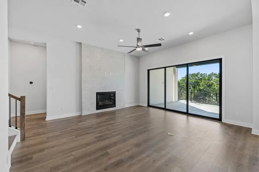 Colinas A Family room