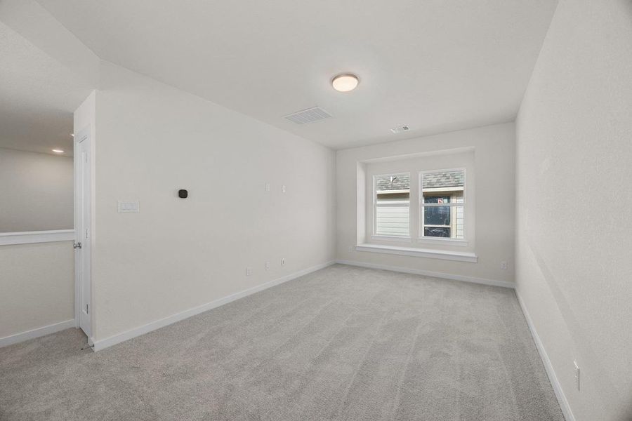 Spacious, unfurnished interior of a new home in Lariat, Liberty Hill (Image 13).