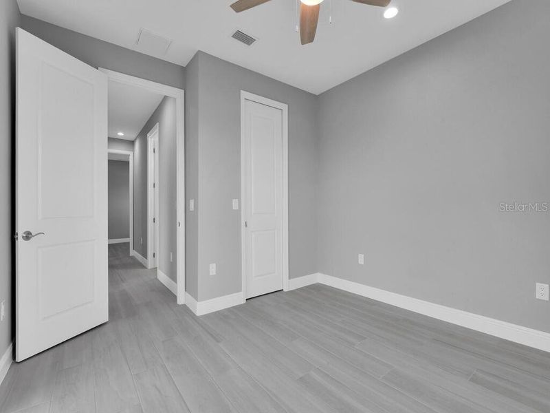 Spacious, unfurnished interior of a new home in , Rotonda West (Image 16).