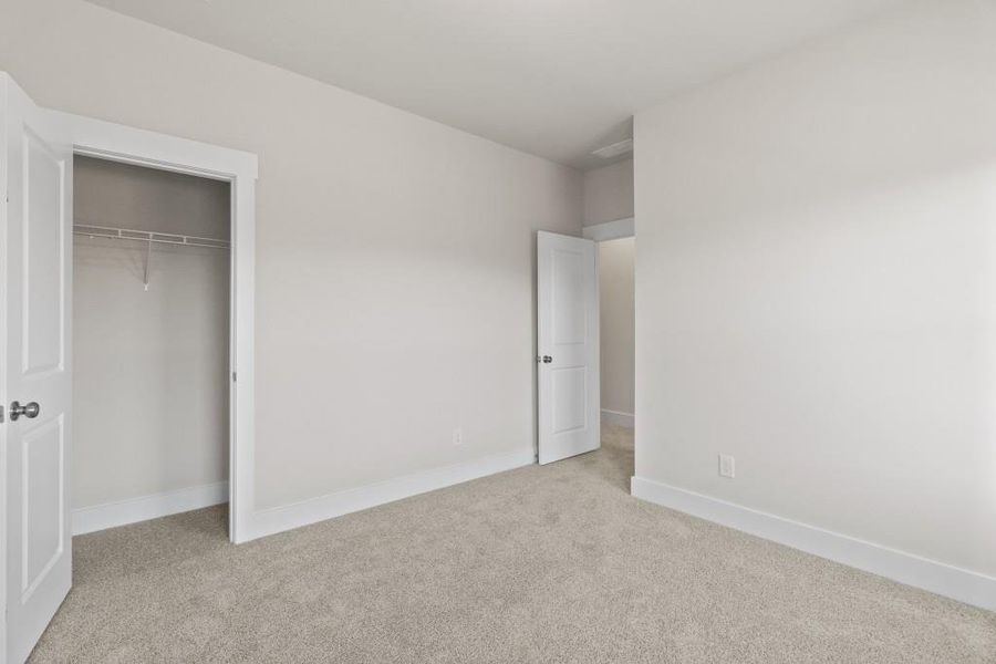 Spacious, unfurnished interior of a new home in Red Bird Manor, Jefferson (Image 32). Spacious, unfurnished interior of a new home in Red Bird Manor, Jefferson (Image 32).