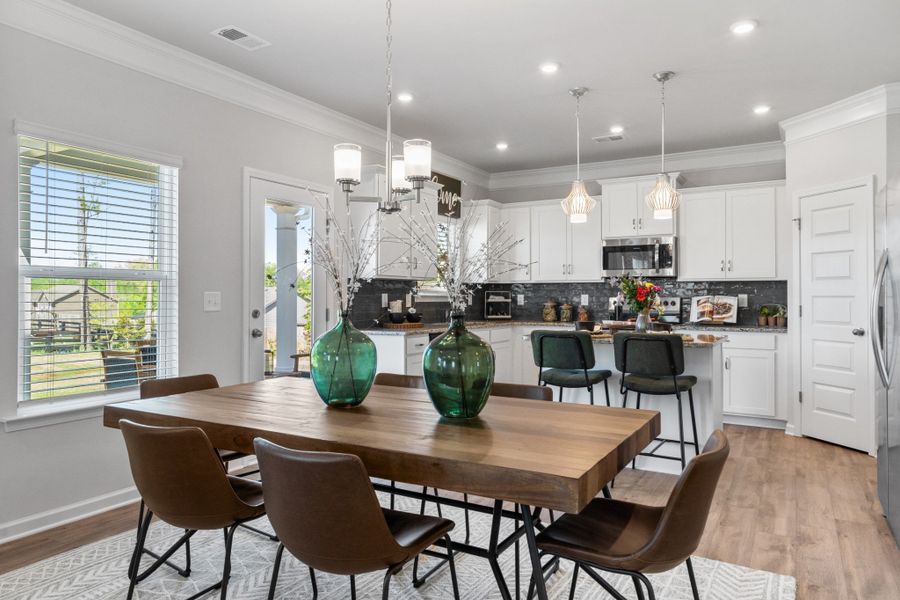 *This is a marketing photo. Colors/options may be different.*