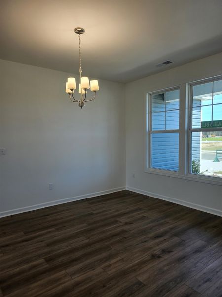 Spacious, unfurnished interior of a new home in Edgefield, Loris (Image 24).