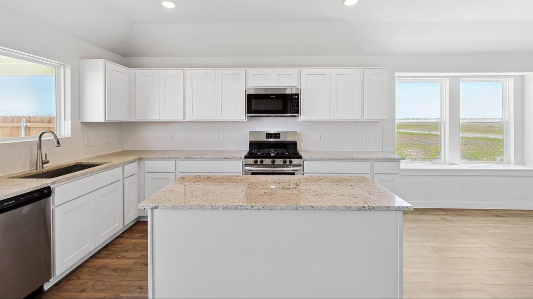 Representative furnished interior of a home built from the Horizon by Brightland Homes in Mostyn Springs, Magnolia (Image 8).