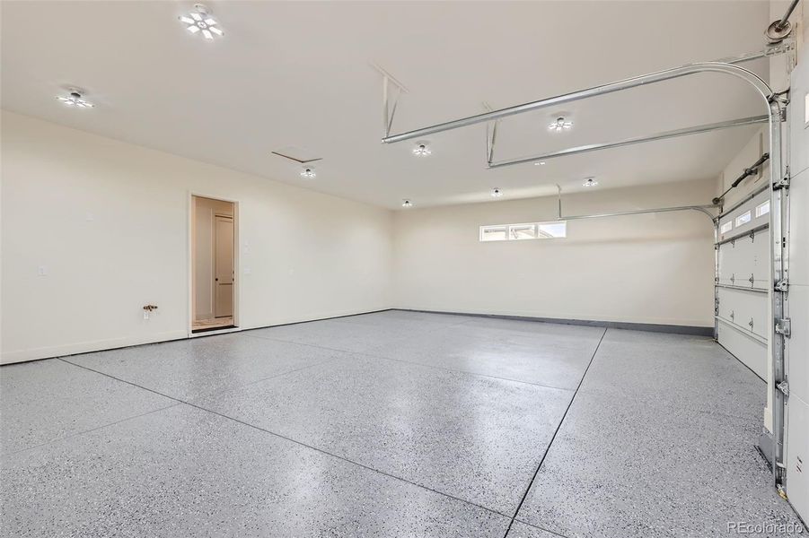 Spacious, unfurnished interior of a new home in , Parker (Image 45).