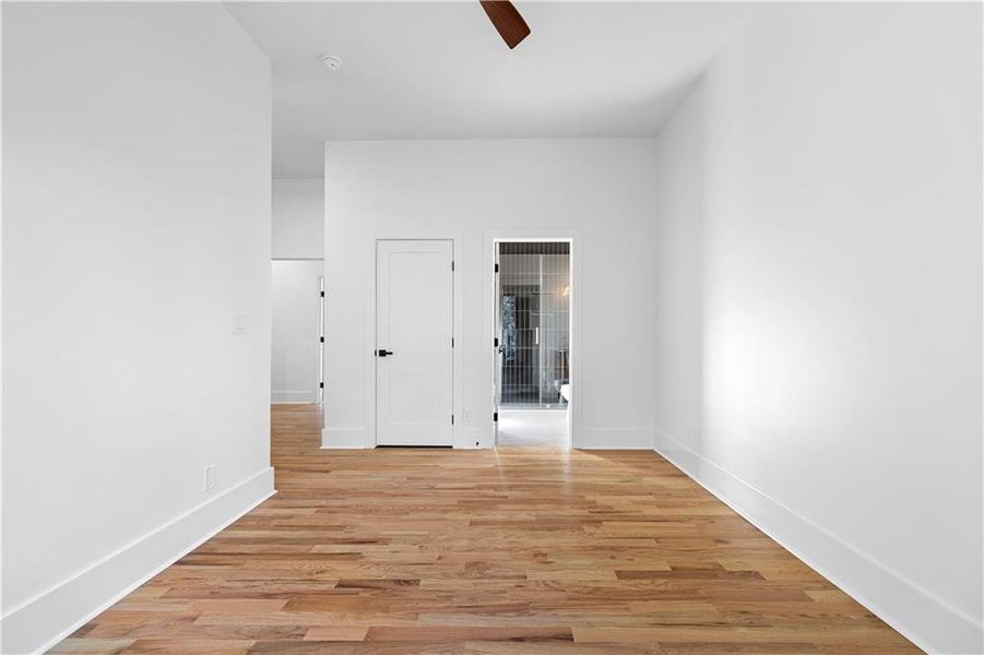 Spacious, unfurnished interior of a new home in , Atlanta (Image 62).