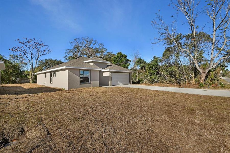 Exterior details and patio area of a home in , Daytona Beach (Image 4). Exterior details and patio area of a home in , Daytona Beach (Image 4).