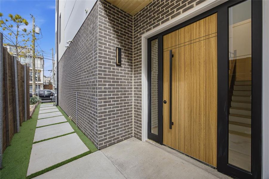 Exterior details and patio area of a home in , Dallas (Image 17).