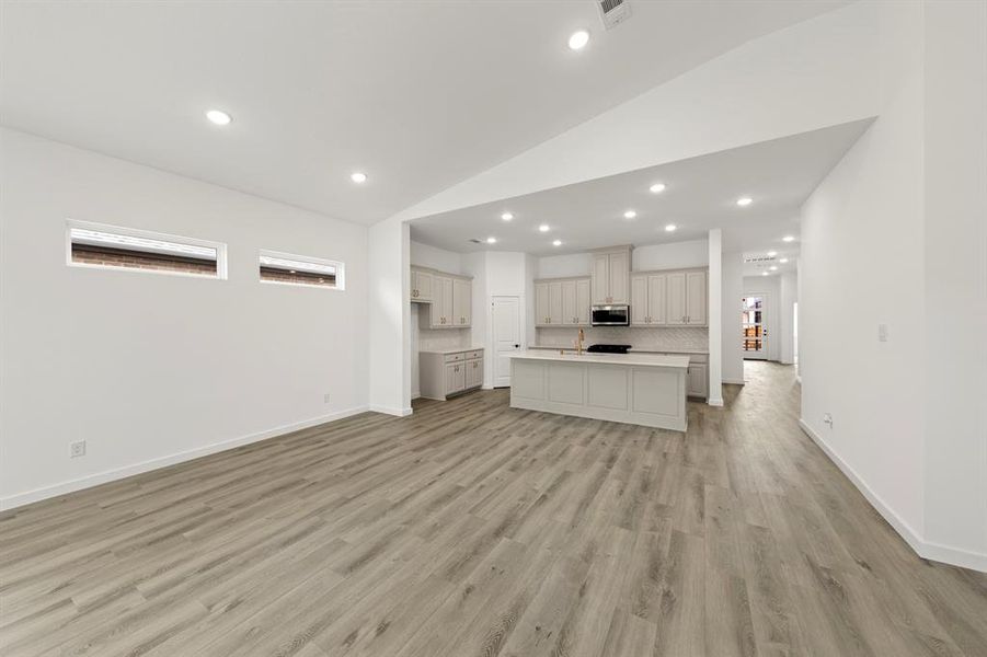 510 Sherwood_3501_Sequoia_Dining