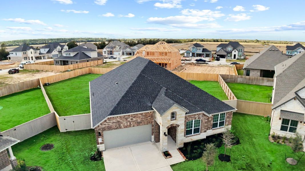 Image 33 representing the Cardinale by D.R. Horton in Westland Ranch 60' Homesites, League City, TX. Image 33 representing the Cardinale by D.R. Horton in Westland Ranch 60' Homesites, League City, TX.