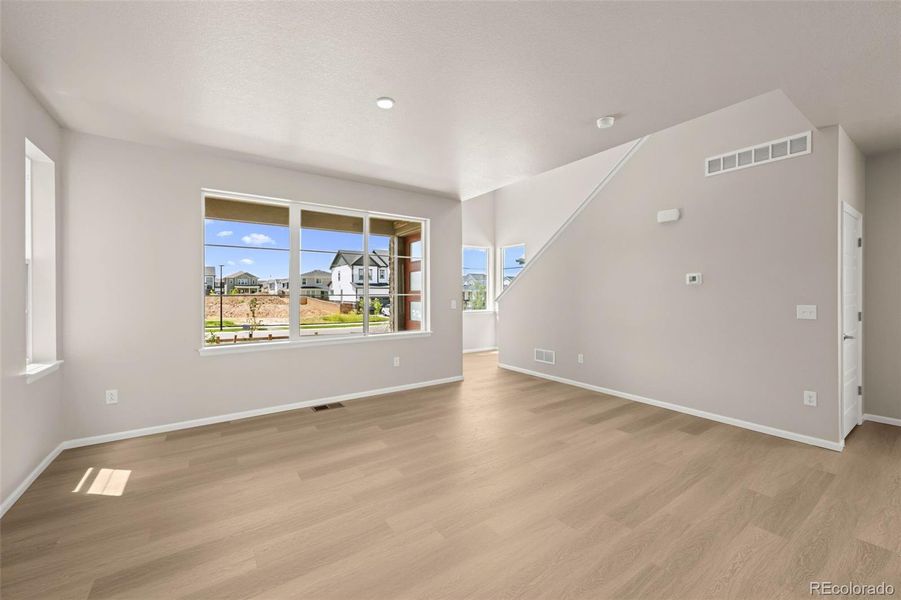 Spacious, unfurnished interior of a new home in Painted Prairie, Aurora (Image 40).
