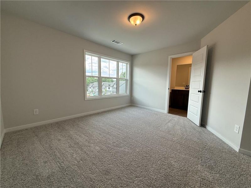 Spacious, unfurnished interior of a new home in The Towns at Auburn Station East, Auburn (Image 18).