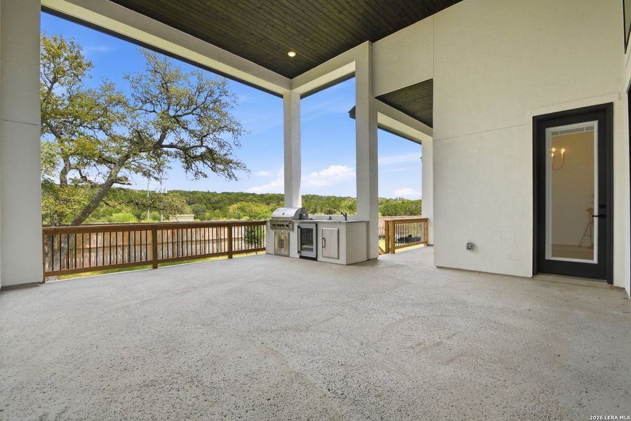 Exterior details and patio area of a home in Shavano Highlands, San Antonio (Image 4). Exterior details and patio area of a home in Shavano Highlands, San Antonio (Image 4).