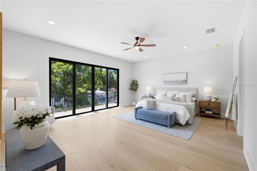 Furnished interior view inside a new home in , Tampa (Image 46). Furnished interior view inside a new home in , Tampa (Image 46).