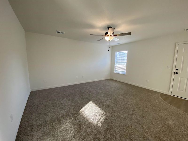 Spacious, unfurnished interior of a new home in Gentry Place, Spartanburg (Image 13).
