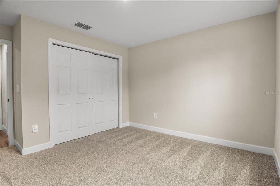 Spacious, unfurnished interior of a new home in , Eagle Lake (Image 26).