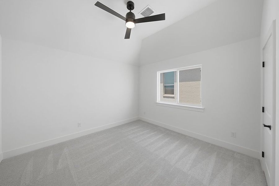 Spacious, unfurnished interior of a new home in Furst Ranch, Argyle (Image 38).