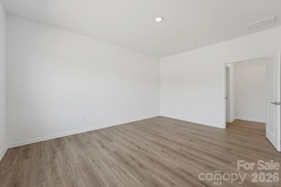 Spacious, unfurnished interior of a new home in Roselyn, Lancaster (Image 21).