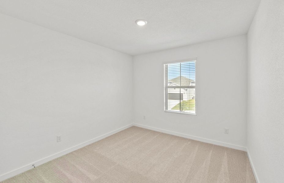 Spacious, unfurnished interior of a new home in Sonterra, Jarrell (Image 29).