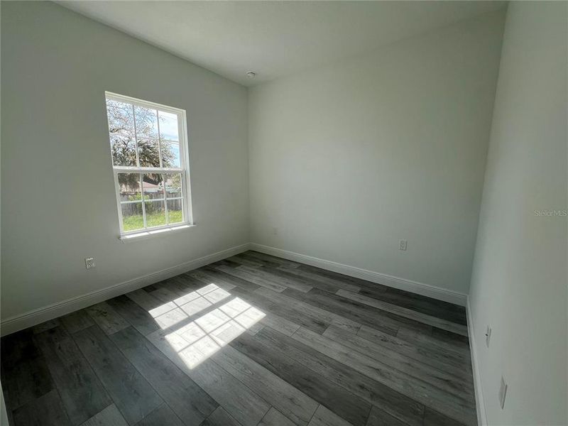 Spacious, unfurnished interior of a new home in , Ocala (Image 23).