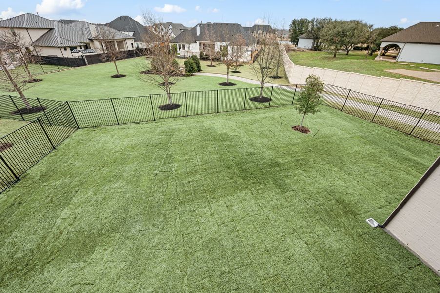 Exterior details and patio area of a home in Montclair, Prosper (Image 23).