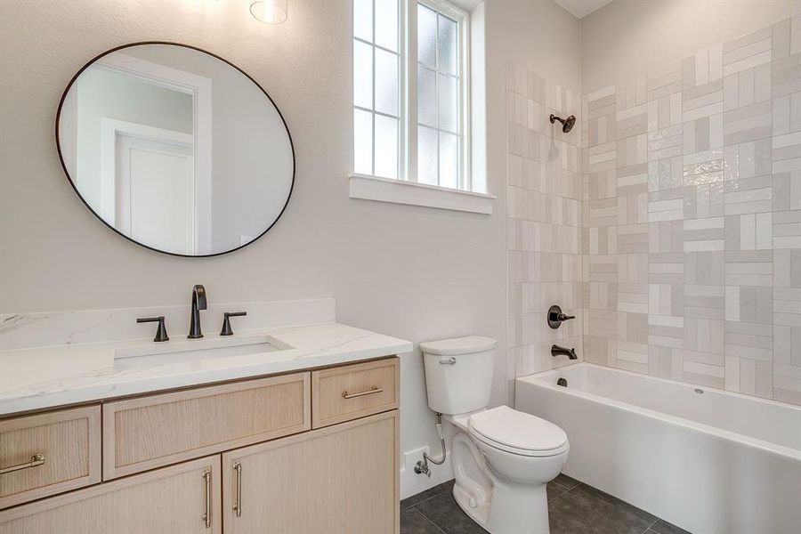 Furnished interior view inside a new home in , Granbury (Image 16).