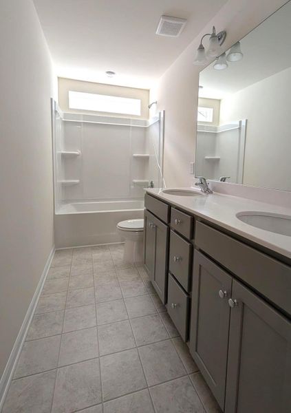 Furnished interior view inside a new home in Parker's Preserve, Ridgeville (Image 6).