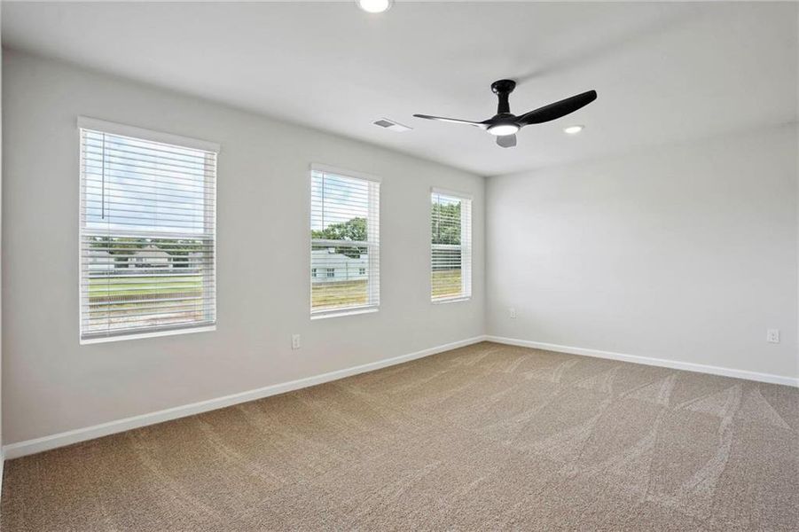 Spacious, unfurnished interior of a new home in The Enclave Townhomes, Hampton (Image 23).