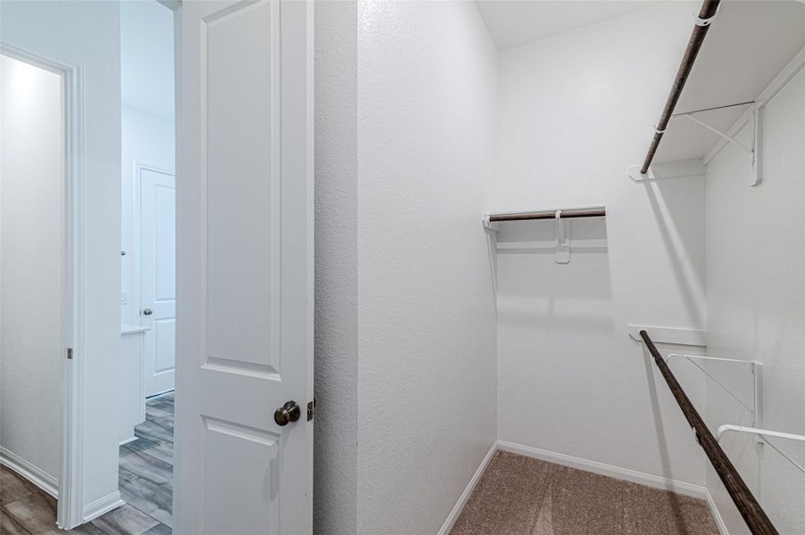 Spacious, unfurnished interior of a new home in Ellerden, Tomball (Image 34). Spacious, unfurnished interior of a new home in Ellerden, Tomball (Image 34).