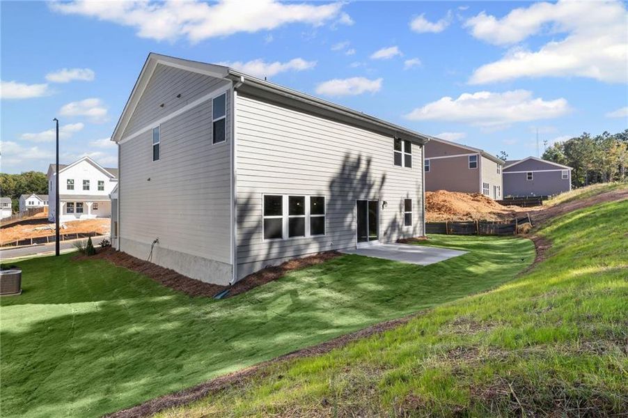 Exterior details and patio area of a home in Sage Woods, Dallas (Image 26).