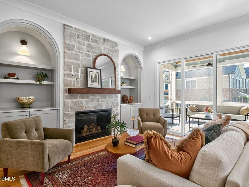 008-1280x960-photo 008-1280x960-photo