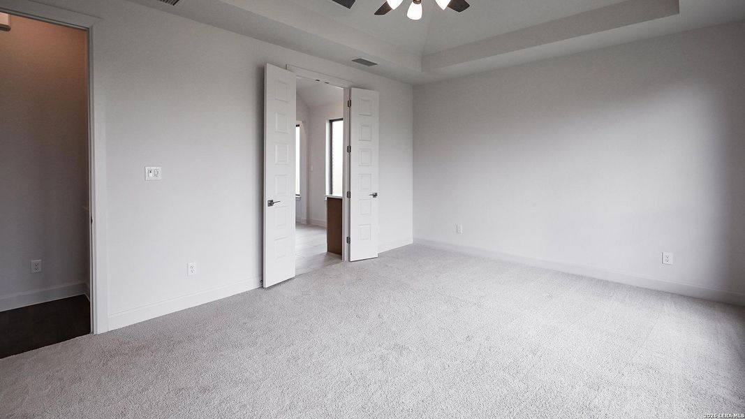 Spacious, unfurnished interior of a new home in Johnson Ranch, Bulverde (Image 26). Spacious, unfurnished interior of a new home in Johnson Ranch, Bulverde (Image 26).
