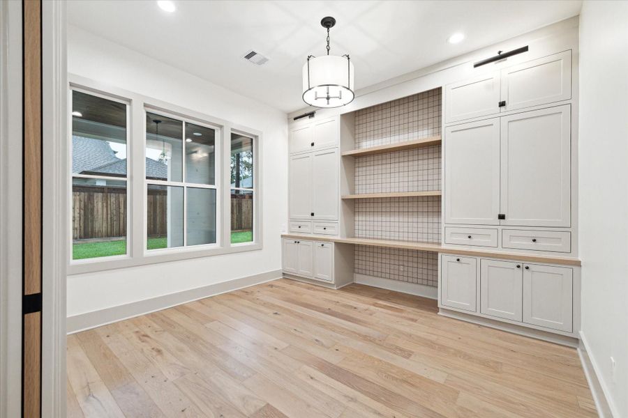 **Previous Builder Project** **Previous Builder Project**