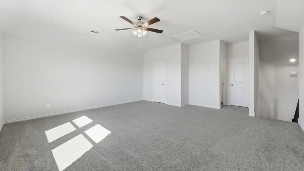Spacious, unfurnished interior of a new home in Madera, Royse City (Image 28).