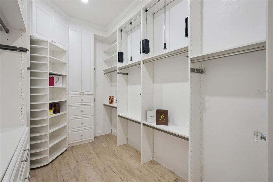 Furnished interior view inside a new home in Del Webb Sunbridge, St. Cloud (Image 45). Furnished interior view inside a new home in Del Webb Sunbridge, St. Cloud (Image 45).