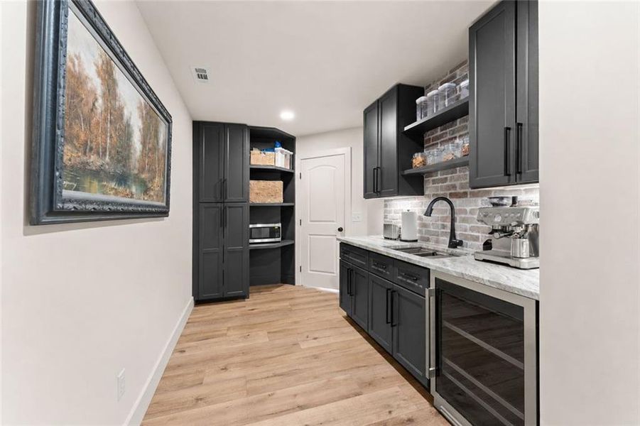 Furnished interior view inside a new home in , Jefferson (Image 7).
