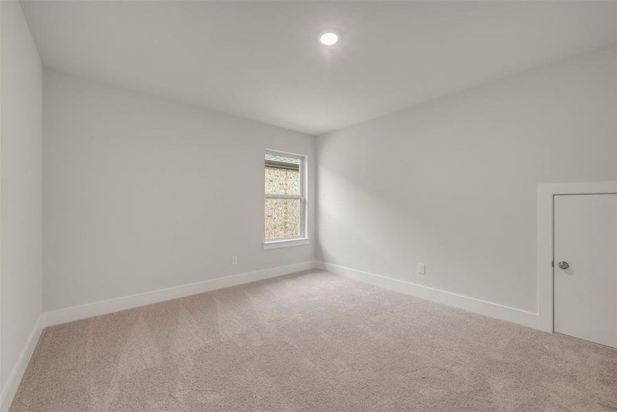 Spacious, unfurnished interior of a new home in Lilyana, Celina (Image 18). Spacious, unfurnished interior of a new home in Lilyana, Celina (Image 18).